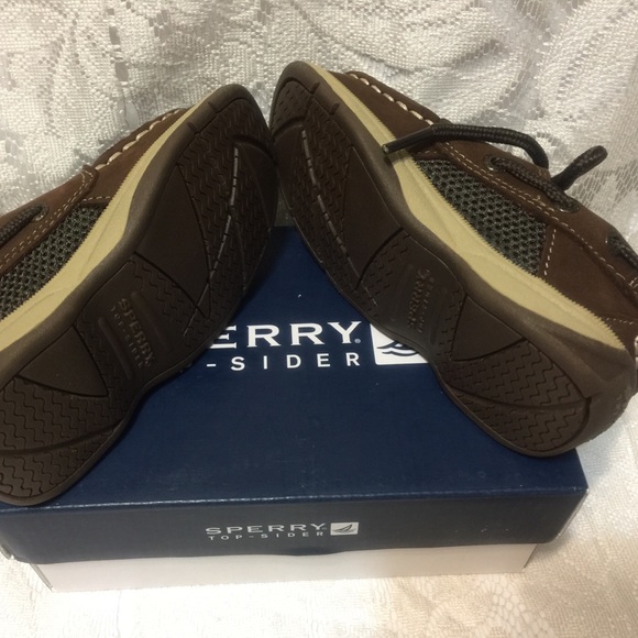 Sperry Top Sider Boys Shoes 🎉Host Pick🎊 - Picture 7 of 8